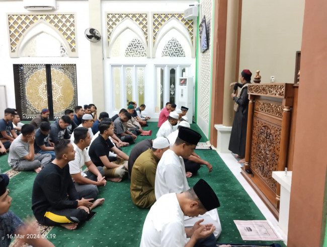 Ustad Yurzan, Lc : Keberkahan Sahur Dalam Ramadhan | AliansiNews