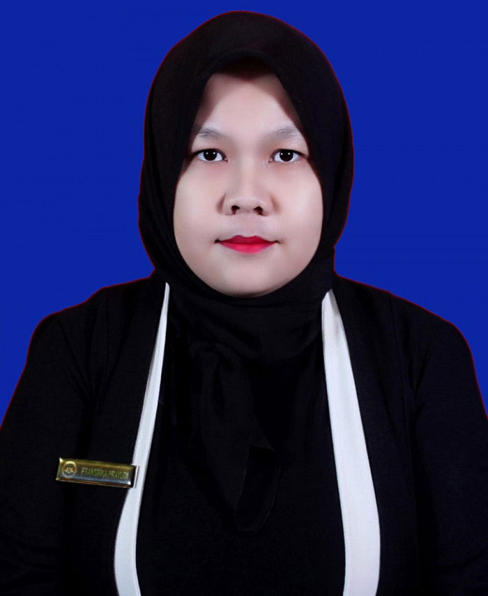 FRANSISKA PRAYUDI