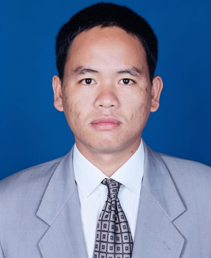 AHMAD AKBAR