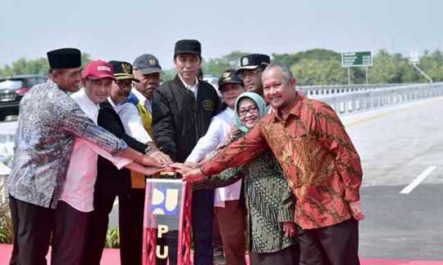 Presiden Jokowi: Tol Jakarta-Surabaya Sudah Bisa Tersambung
