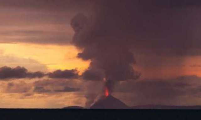 BNPB: Status Gunung Anak Krakatau Dinaikkan Siaga, Radius Berbahaya Diperluas 5 KM