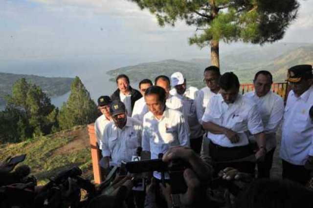 Presiden Jokowi Sebut 28 Destinasi Wisata Sekitar Danau Toba Akan Ditata