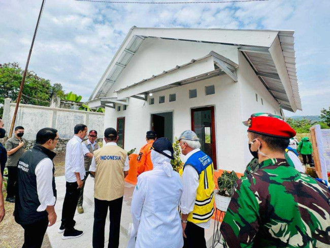 Presiden Tinjau Rumah Tahan Gempa di Cianjur