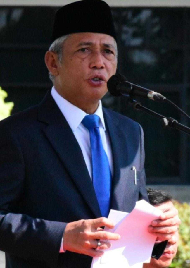 Bupati Ogan Komering Ilir (OKI) H Iskandar SE secara resmi menyampaikan pengunduran diri dan berhenti sebagai bupati OKI periode 2019 -2024.