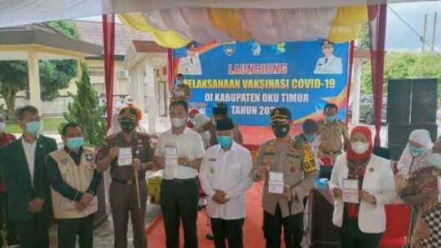 Bupati OKU Timur Launching Perdana Vaksin COVID 19, 10 Pejabat Penting Dapat Kesempatan Pertama