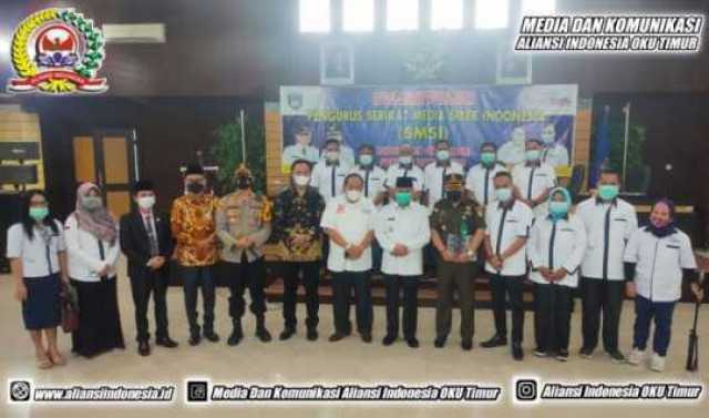 Elvandri Jefriadi (wartarepublika.com) Dikukuhkan Sebagai Ketua SMSI OKU Timur