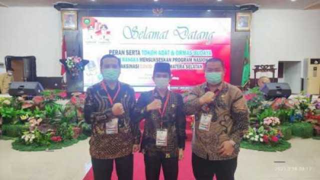 Bersama Pemuda OKU Timur, Kanda Budi Siap Divaksin Dan Sukseskan Program Vaksinasi Covid-19