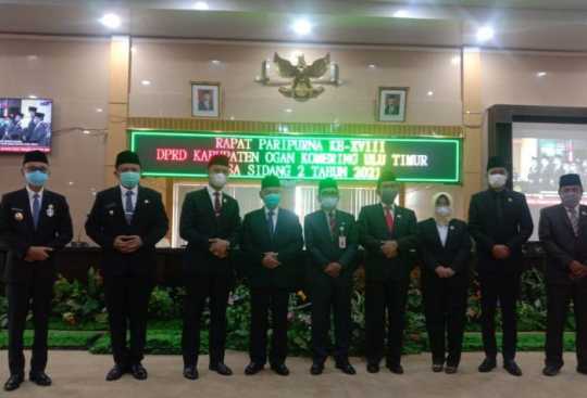 Pidato Perdana Rapat Paripurna DPRD, Lanosin Sampaikan 8 Butir Misi Wujudkan OKU Timur Maju Lebih Mulia