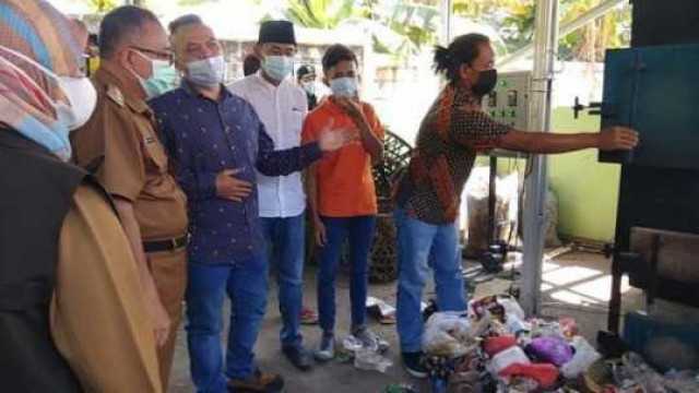 WABUP Resmikan Alat Pengurai Sampah, "Kita Proyeksikan Setiap Desa Memilikinya" 