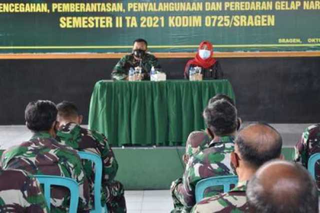 Menggandeng DKK, Kodim Sragen Gelar Sosialisasi P4GN, Cek Urine dan Pemeriksaan Kendaraan Anggota 