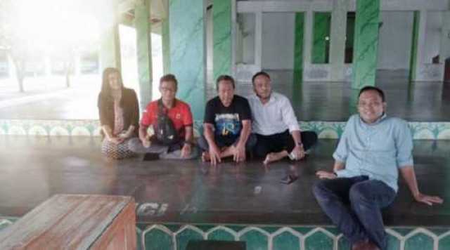 OPINI: Kanggo Sing Njawani, Urip Iku Kudu Urup “Hidup Itu Harus Nyala”