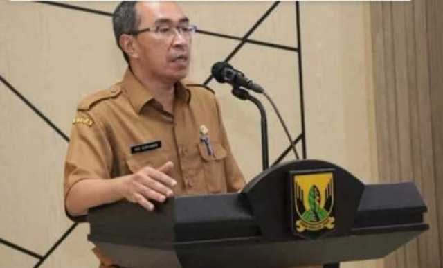 Sosialisasi Peraturan Perundang-undangan Kepegawaian Oleh Sekda Kabupaten Sukabumi