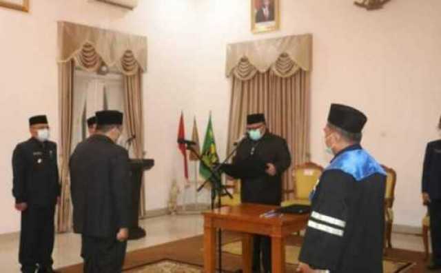 Bupati Sukabumi H. Marwan Hamami Lantik Pegawai di Lingkungan Pemkab Sukabumi