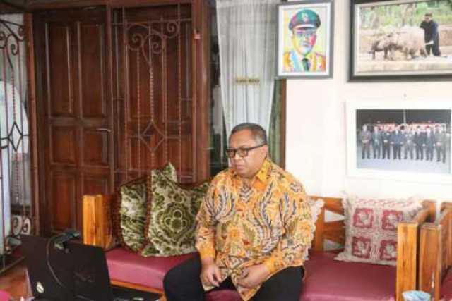 Bupati Kab. SUkabumi Ikuti RAKOR Evaluasi PPKM Di Jawa-Bali, Antisipasi Varian Baru Omicron