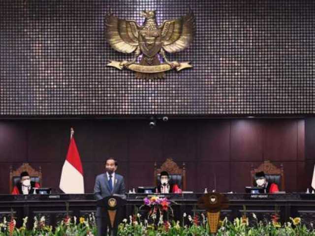 Presiden Jokowi Apresiasi MK dalam Percepatan Transformasi Peradilan Digital Saat Pandemi 