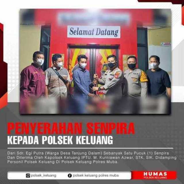 Penyerahan  Senpi  Rakitan oleh Warga ke Polsek Keluang, Muba