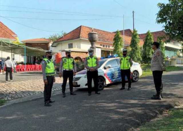 Pastikan Rasa Aman kepada Jamah Gereja Polres Bangka Barat Pam Paskah