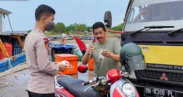Sat Polair Polres Bangka Barat Lakukan Patroli di Pelabuhan Ikan Mentok