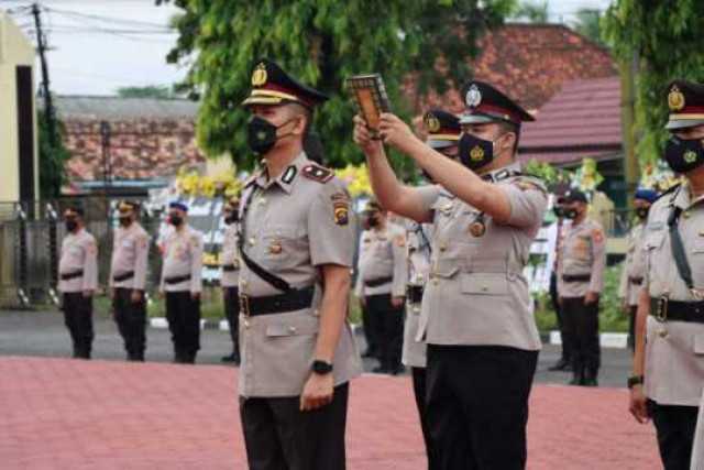 Kapolres Muba AKBP Alamsyah Peluppessy, SH, Sik, MSi, Pimpin Sertijab