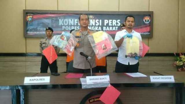 Dua Tersangka Penyelewengan Dana Desa Digelandang Ke Polres Bangka Barat