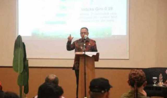 Jadi Pembicara di Konsultasi Publik PPRA, H. Iyos : Lahan Pertanian & Perkebunan Sangat Luas, Semoga Bermanfaat Bagi Masyarakat