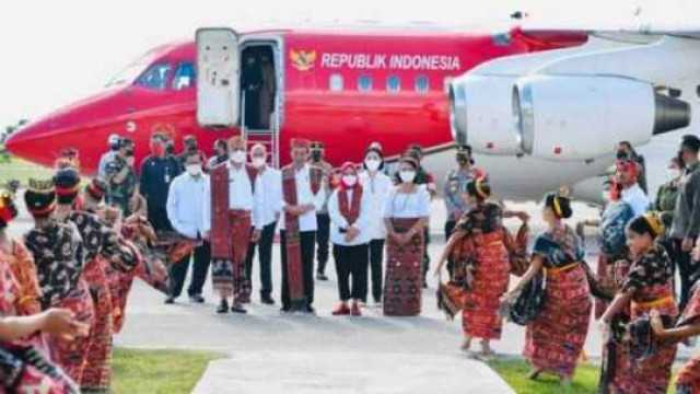 Presiden Tiba di Sumba Timur, Tinjau Pabrik Pengolahan Sorgum