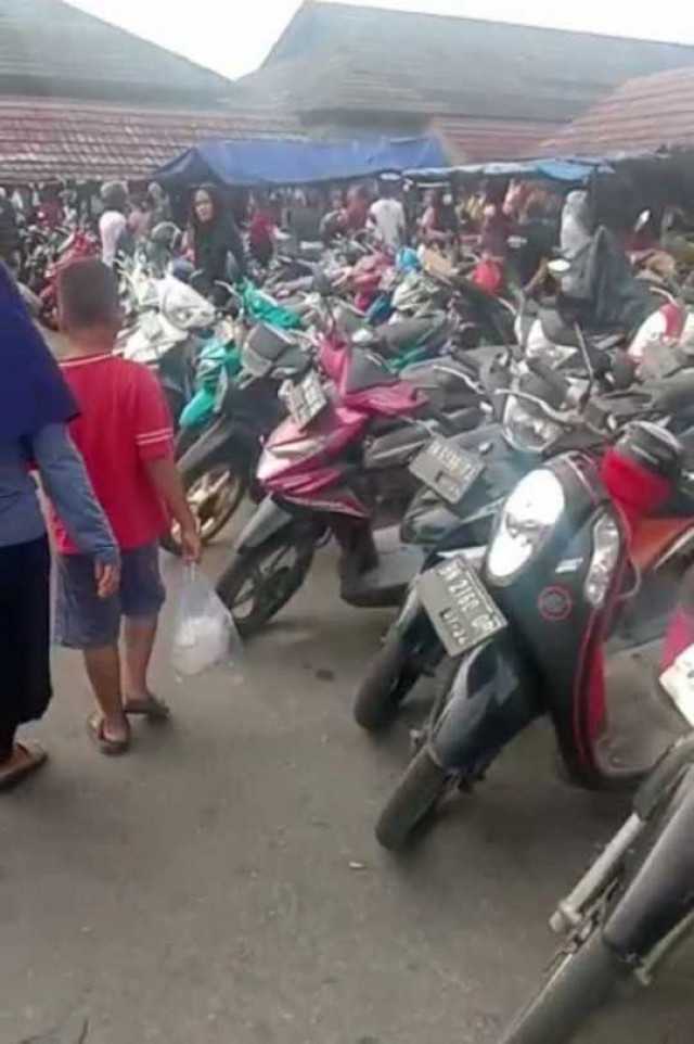 Ekonomi Masyarakat Belinyu Masih Normal, Pasar Ramai Pengunjung