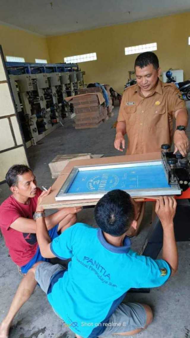 Dinas Perikanan Sukabumi Dorong Peningkatan Kualitas dan Daya Saing POKLAHSAR Ikan Asin