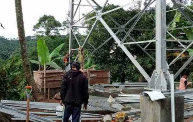 Pembangunan Tower di Desa pabangbon kecamatan Leuwiliang Diduga Tidak memiliki IMB