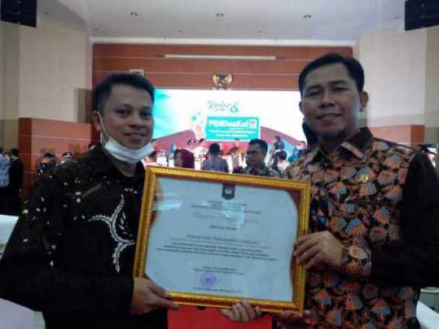 PEMKAB. Sukabumi Raih Penghargaan Tatakelola Pemerintahan Desa Dari KEMENDAGRI