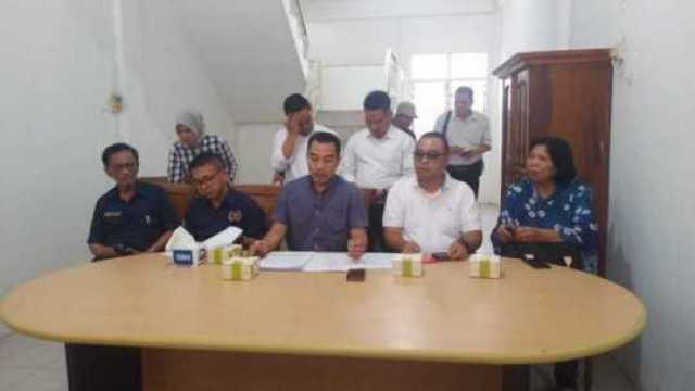 Oknum wartawan Banyuasin dilaporkan ke Polda Sumsel,,(sebar berita fitnah).