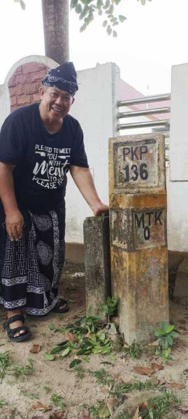 Titik Nol kilometer Mentok Bertepatan di depan Rumah Dinas Bupati Bangka Barat