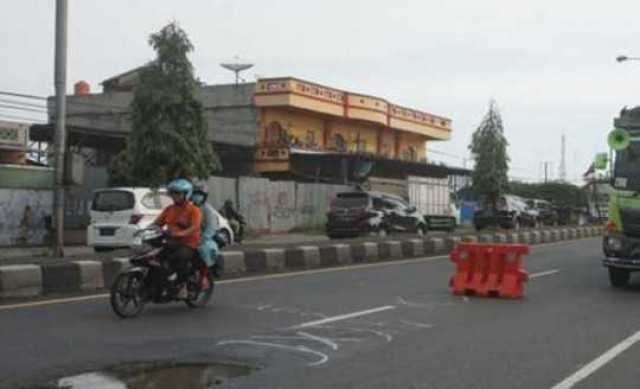 Memprihatinkan..!! Sering Makan Korban Laka, Jalan Solo-Jogja Sekitar Delanggu Ada Titik Rawan Berlubang Yang di Biarkan