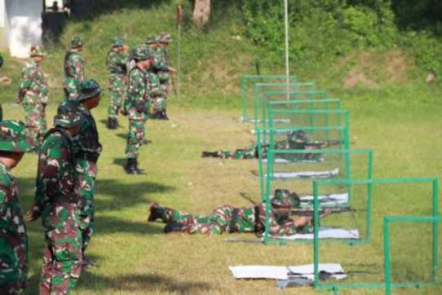 Tingkatkan Keprofesionalan Bersenjata, Kodim Sragen di Himbau Terampil Dalam Menembak
