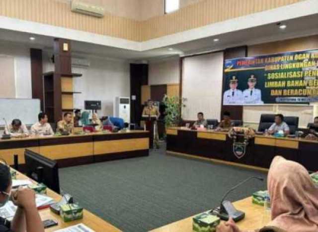 Dinas Lingkungan Hidup OKU Timur Gelar Sosialisasi Pengelolaan Limbah Bahan Berbahaya Dan Beracun