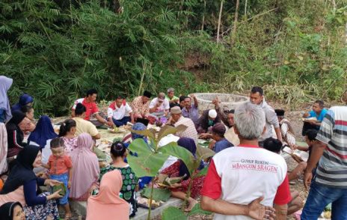 Akulturasi Budaya Islam dan Kejawen, Dusun Sendangwuni Bonagung Tanon Sragen Gelar Tradisi Ritual "Dekahan Deso" Atau Bersih Desa