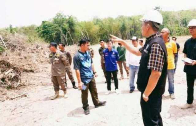 Bupati Enos Tinjau TPA Martapura