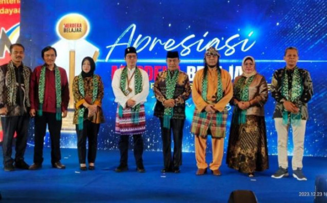 Sultan Iskandar Mahmud Badaruddin menjadi Tetamu Kehormatan BPMP Provinsi Sumatera Selatan dalam gelar Apresiasi Merdeka Belajar 2023.