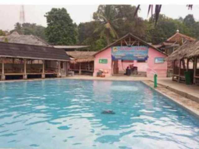 Wisata Unik Berendam di Kolam Hangat pada Malam Hari di Pemandian Air Panas Jasinga Bogor