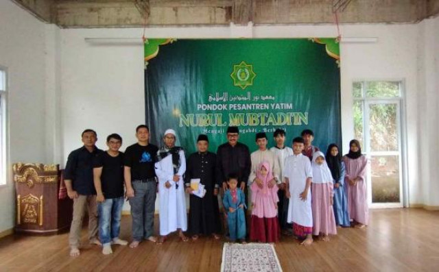 Kang Asep Japar Berkunjung ke Ponpes Yatim Nurul Muhtadiin Bojonggenteng Sukabumi