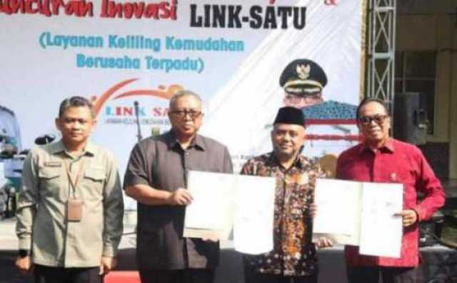 DPMPTSP Kab. Sukabumi Gelar MPP dan Luncurkan Link - Satu, Bupati Sukabumi "Percepatan Layanan Publik"
