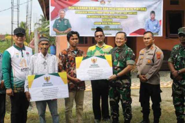  Bangun Dua Rumah Layak Huni serta Peletakan Batu Pertama Perbaikan RTLH Dan Sanitasi Kolaborasi BAZNAS kota Palembang Dengan Kodim 0418/Palembang