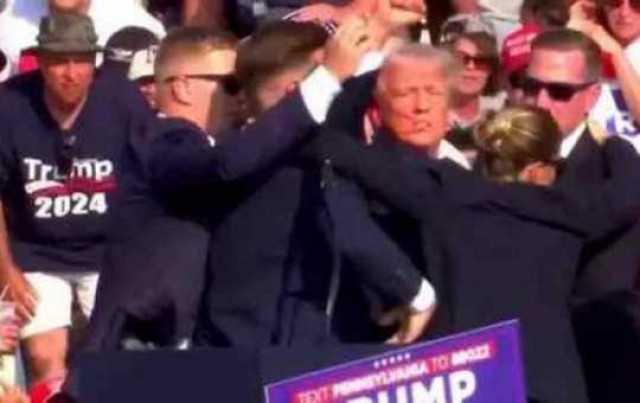 Donald Trump ditembak saat kampanye, begini kondisinya
