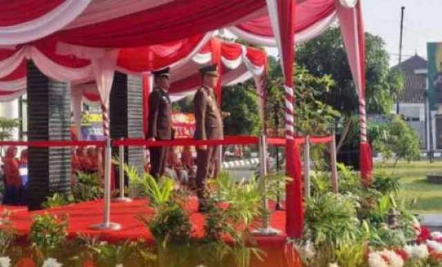 Kajari OKU Timur Andri Juliansyah Pimpim Upacara Hari Bhakti Adhyaksa Ke 64