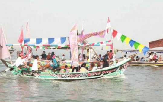 HUT Kabupaten Tangerang Ke-392, Budaya Larung Meriahkan Festival Pesisir