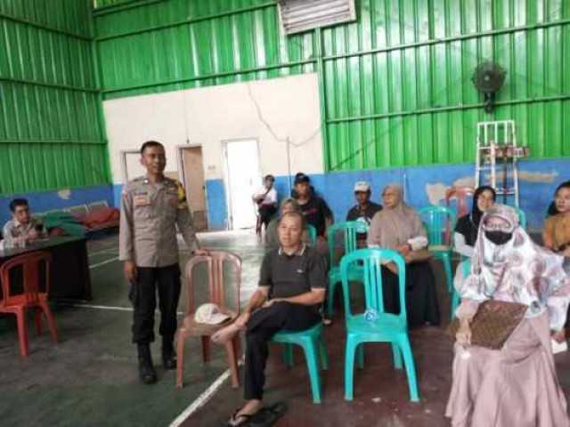 Bhabinkamtibmas Wilayah Hukum Polsek Citeureup Kelurahan Puspa Negara Monitoring Kegiatan Warga Binaan.