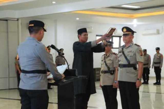 Kapolres Bogor Pimpin Langsung Serah Terima Jabatan Kapolsek Jajaran Res Bogor Dan Kenaikan Pangkat Penghargaan Personil Polri Serta ASN.