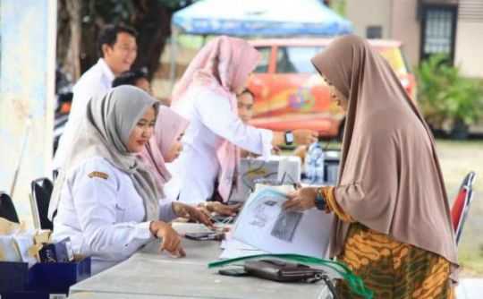 Disdukcapil Kota Tangerang Gelar NYABA Kelurahan, Puluhan Warga Manfaatkan Beragam Pelayanan