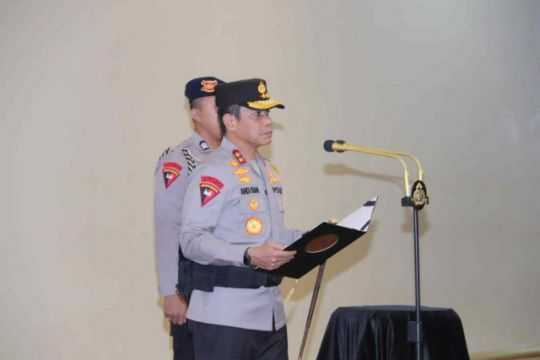 Kapolda Sumsel Irjen Andi Rian SIK memimpin serah terima jabatan Karo Rena ,Dirlantas ,hingga sejumlah kapolres jajaran