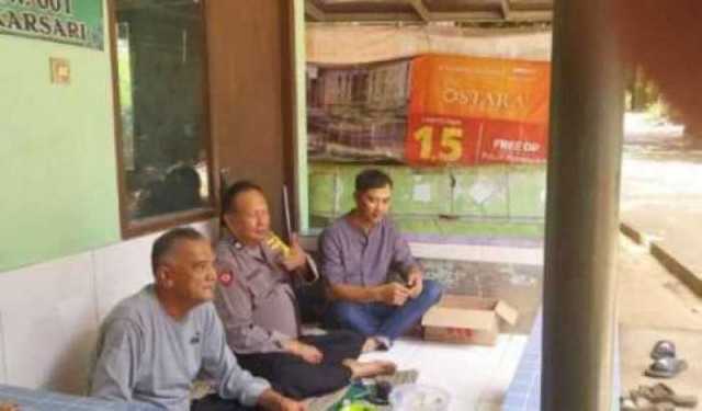 Bhabinkamtibmas Wilayah Hukum Polsek Rumpin Giat Cooling Sistem Patroli Sambang Ajak Jaga Kondusifitas Cegah Gangguan Kamtibmas.
